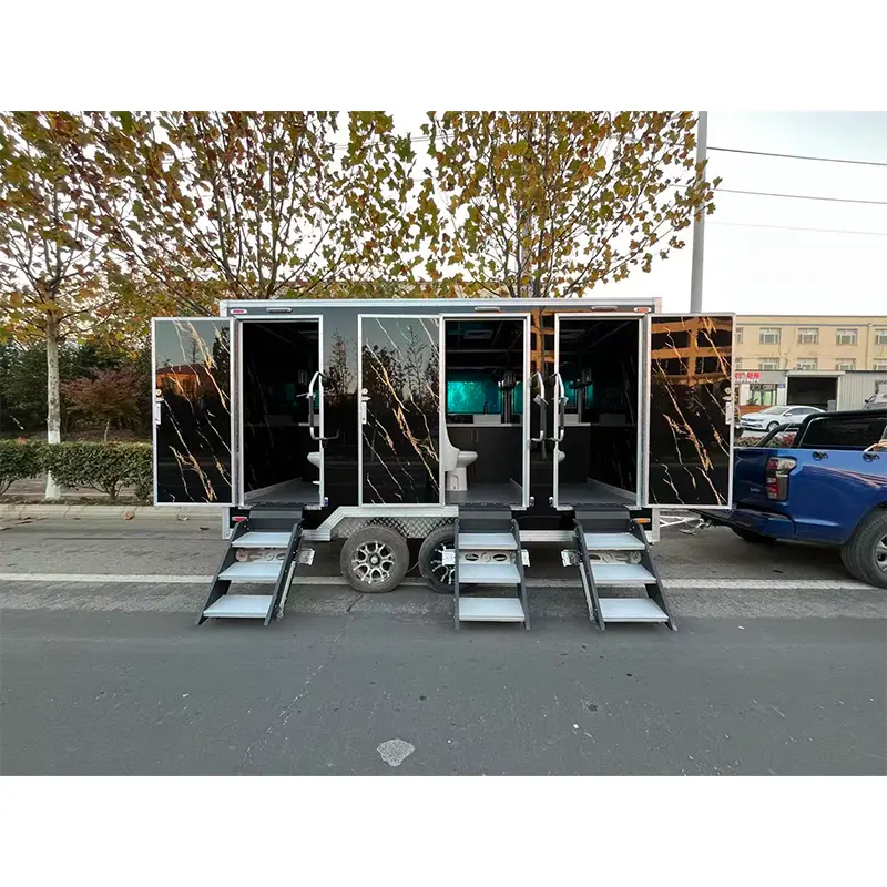 Remorque de toilettes commerciales à trois stations